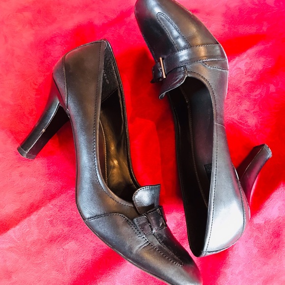 Victoria Spenser pumps, black leather, size 8 - Picture 2 of 6